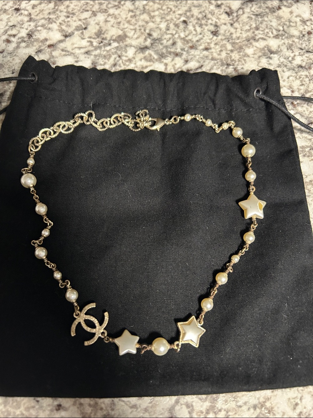 CHANEL Gold-Tone Star & Pearl Charm Necklace - Gold and Cream